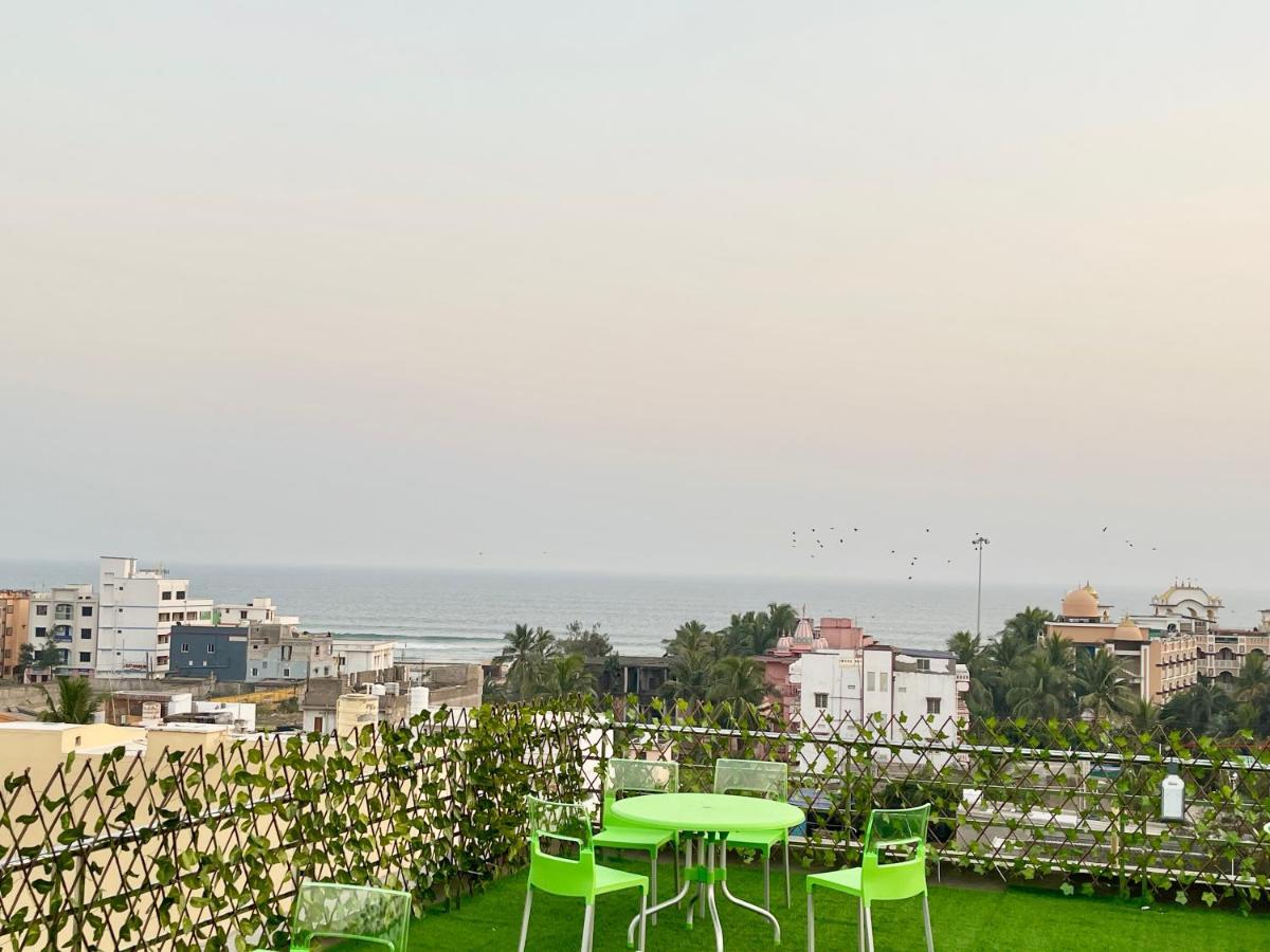 Hotel A One ! Puri, Breakfast Included- Swimming-Pool, Near Sea-Beach-And-Temple, Fully-Air-Conditioned-Hotel With-Lift-And-Parking-Facility - 1 Exterior foto