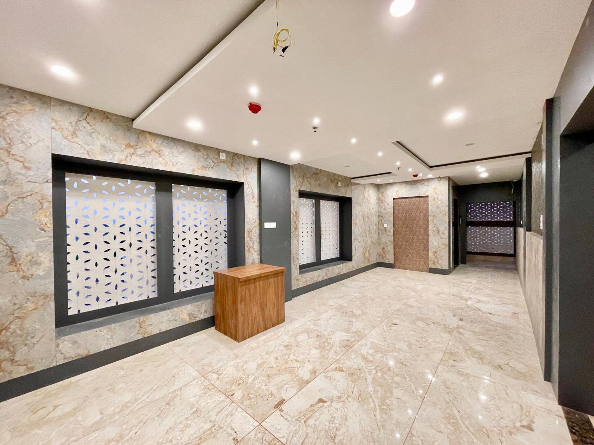Hotel A One ! Puri, Breakfast Included- Swimming-Pool, Near Sea-Beach-And-Temple, Fully-Air-Conditioned-Hotel With-Lift-And-Parking-Facility - 1 Exterior foto