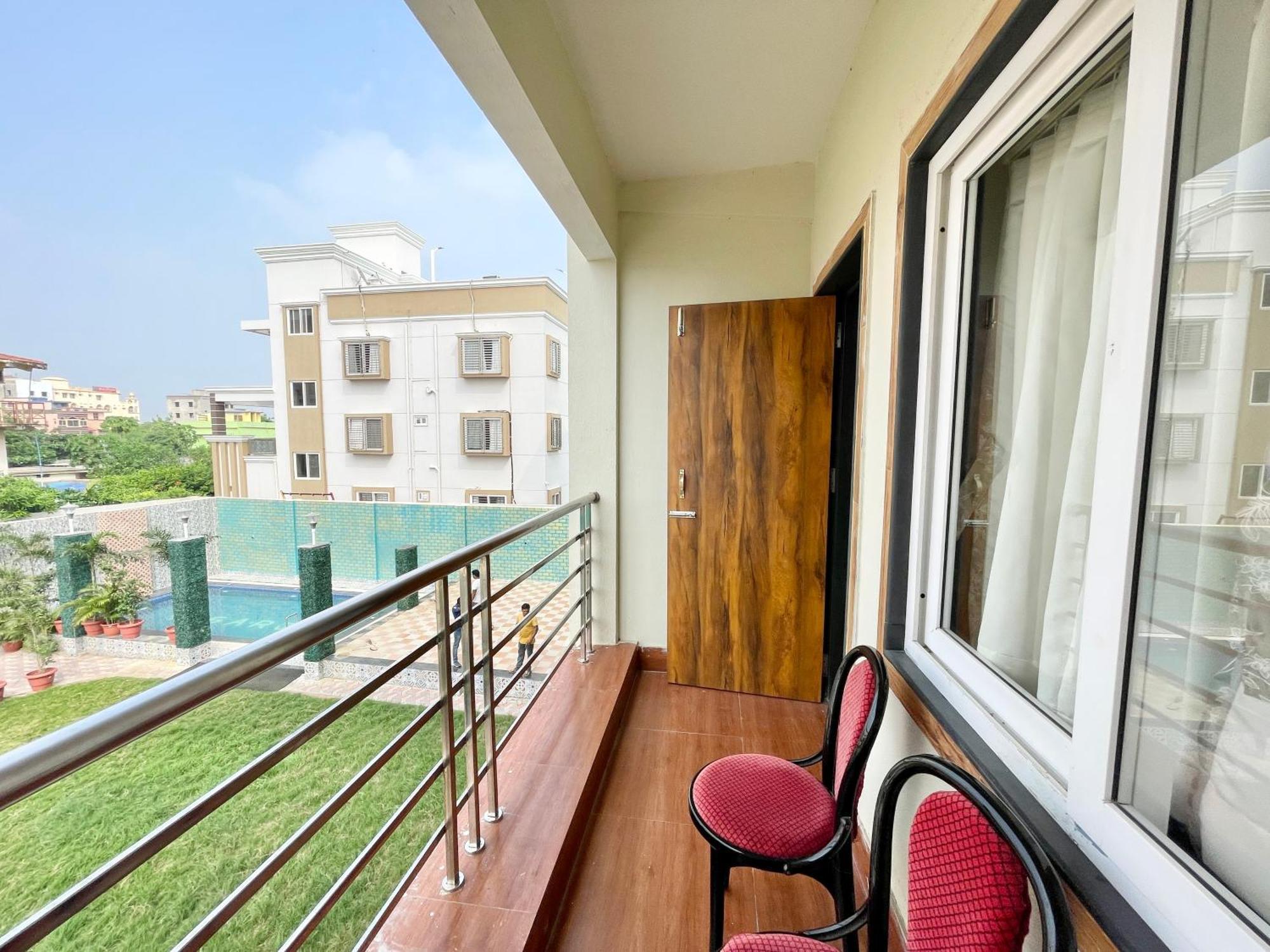 Hotel A One ! Puri, Breakfast Included- Swimming-Pool, Near Sea-Beach-And-Temple, Fully-Air-Conditioned-Hotel With-Lift-And-Parking-Facility - 1 Exterior foto